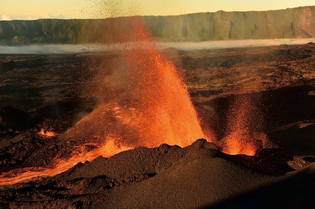 Observer le Volcan en éruption
